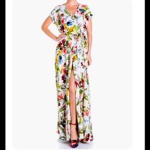 Meghan La floral Maxi Dress Size M